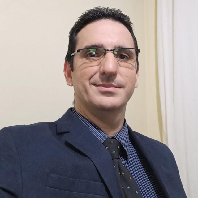 Pastor Willian Brusiquese